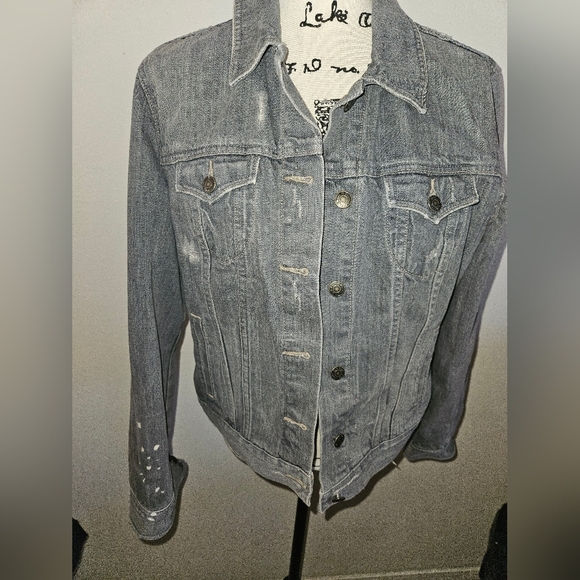 Old Navy Womans Distressed Jean Jacket Size L - Picture 1 of 10